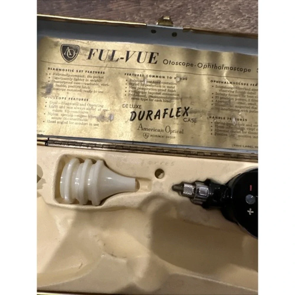 ful-vue otoscope deluxe duraflex‎ case american optical. Vintage. Old.